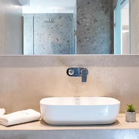 Aparthotel Supreme Luxury 4*