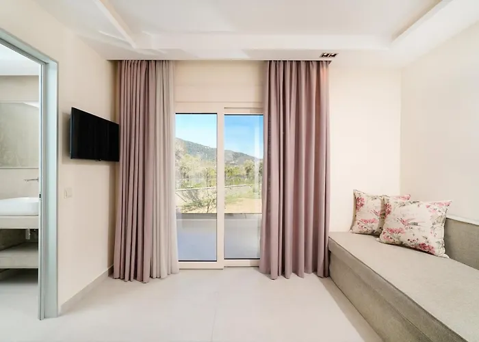 Ξενοδοχείο με διαμερίσματα Supreme Luxury