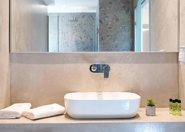 Ξενοδοχείο με διαμερίσματα Supreme Luxury 4*