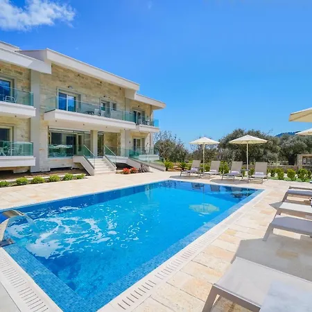 Supreme Luxury Skala Potamia